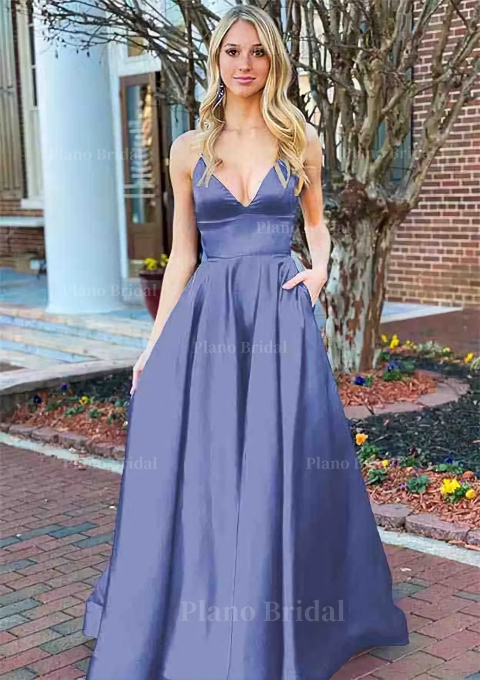 A-line V Neck Sleeveless Charmeuse Long/Floor-Length Prom Dress With Pockets