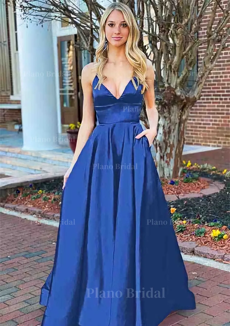 A-line V Neck Sleeveless Charmeuse Long/Floor-Length Prom Dress With Pockets