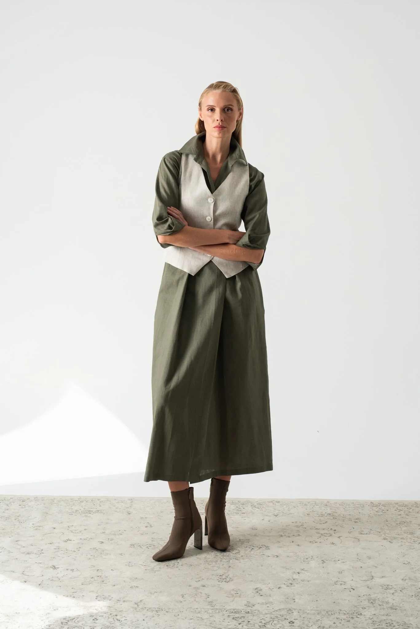 Halvar Linen Maxi Dress Khaki