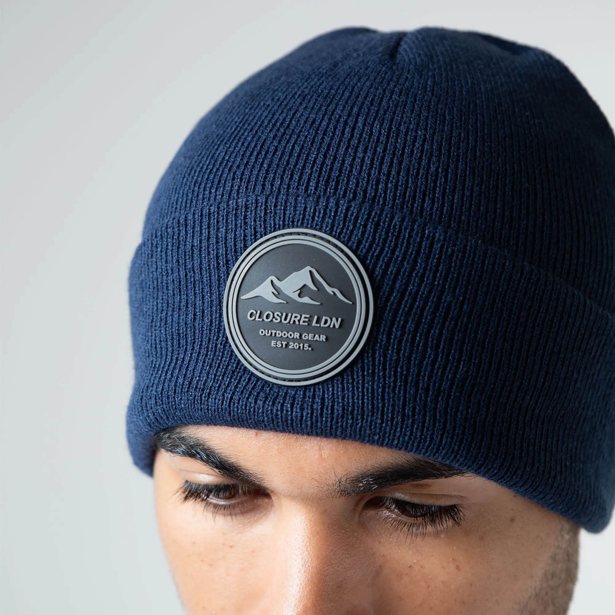 Outdoor Circle Badge Beanie | Navy